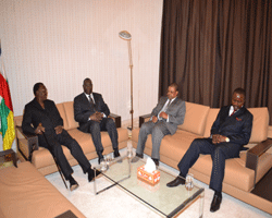 Le Président Idriss Déby, son homologue Michel Djotodia et le Premier ministre Nicolas Tiangaye. Photo : Présidence Tchad