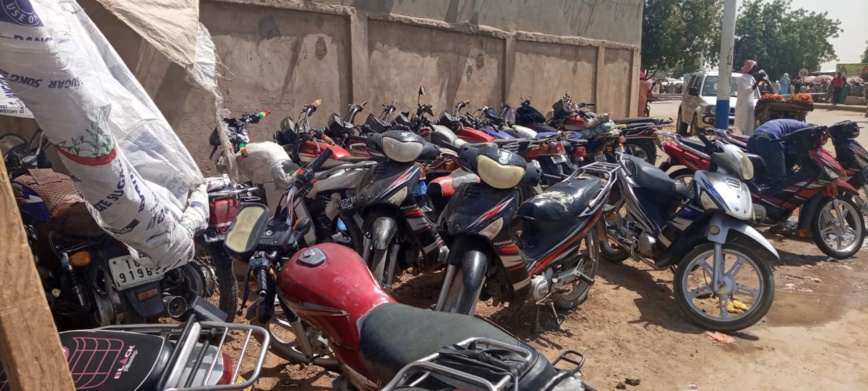 Tchad : gestion des parkings, une activité rentable pour les jeunes au chômage à N'gueli Tchad : gestion des parkings, une activité rentable pour les jeunes au chômage à N'gueli