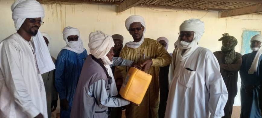 Tchad : 200 paysans victimes d'incendies de palmeraies assistés à Faya Tchad : 200 paysans victimes d'incendies de palmeraies assistés à Faya