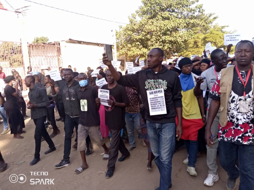 Tchad : les organisations des jeunes du Moyen-Chari expriment leurs exigences sur l’affaire Sandana Tchad : les organisations des jeunes du Moyen-Chari expriment leurs exigences sur l’affaire Sandana