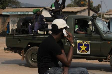 Bangui : Les forces de la MISCA et l'armée centrafricaine déployés à Sango après le lynchage d'un tchadien © Diaspora Media. Bangui : Les forces de la MISCA et l'armée centrafricaine déployés à Sango après le lynchage d'un tchadien © Diaspora Media.