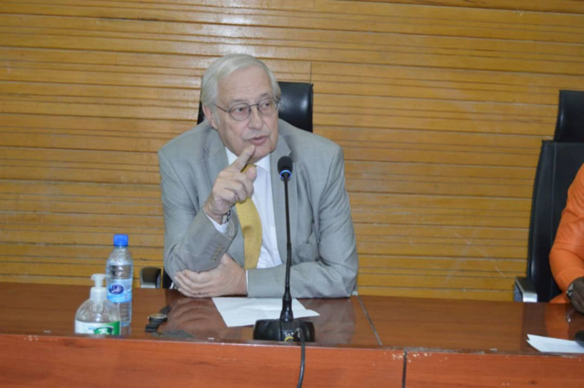 Pr. Bertrand Badie : "l'Afrique n'est pas malade et les européens ne sont pas des médecins" Pr. Bertrand Badie : "l'Afrique n'est pas malade et les européens ne sont pas des médecins"