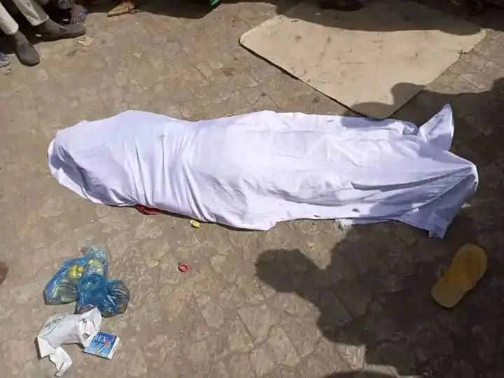 Tchad : un homme affaibli meurt en pleine rue à N'Djamena. © Nouvelles.td