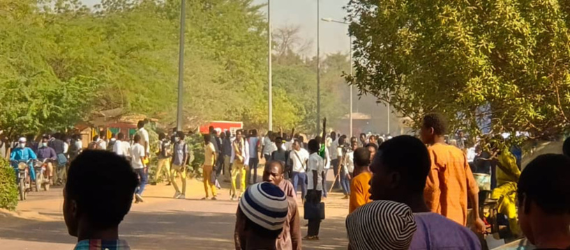 Tchad : des élèves manifestent à N’Djamena suite à la grève des enseignants Tchad : des élèves manifestent à N’Djamena suite à la grève des enseignants