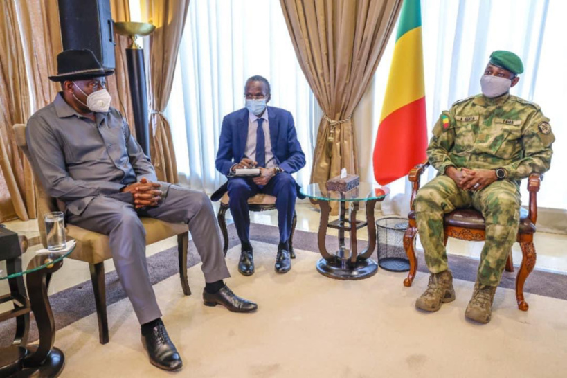 Mali : la CEDEAO dépêche son médiateur Goodluck Jonathan à Bamako Mali : la CEDEAO dépêche son médiateur Goodluck Jonathan à Bamako
