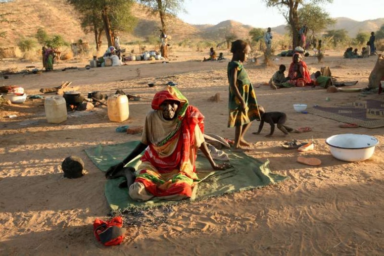 Des personnes déplacées dans le sud-est du Tchad, une population affectée par les inondations survenues récemment dans le sud du pays. © HCR/H.Caux Des personnes déplacées dans le sud-est du Tchad, une population affectée par les inondations survenues récemment dans le sud du pays. © HCR/H.Caux