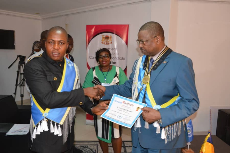 Tchad : le président de la CNDH décoré par la Commission Internationale des Droits de l'Homme