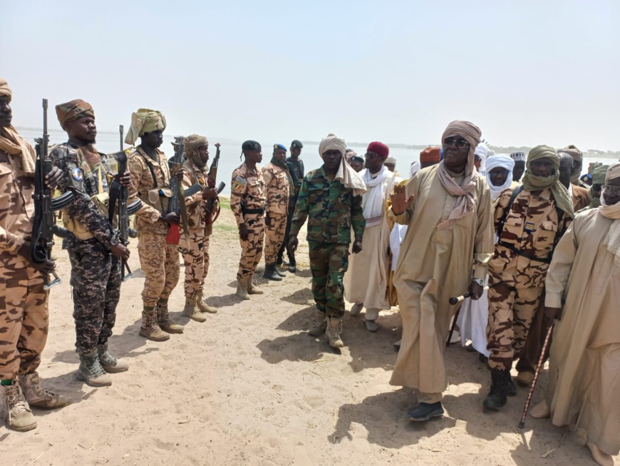 Tchad : le gouverneur du Lac en inspection sécuritaire sur les îles Tchad : le gouverneur du Lac en inspection sécuritaire sur les îles