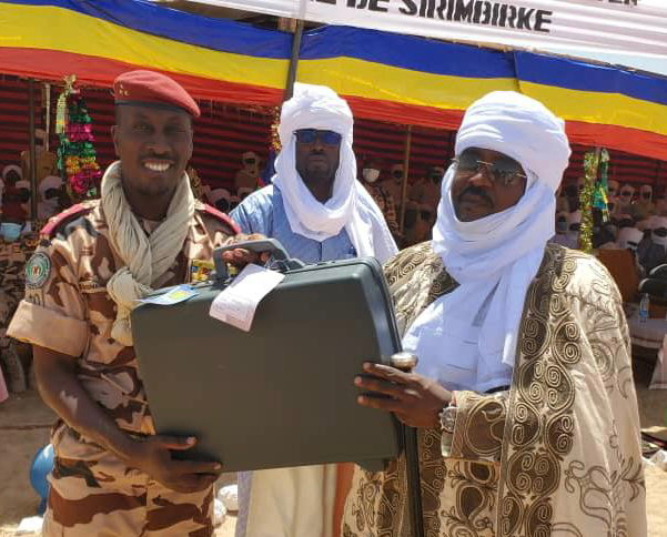 Tchad-Soudan : le général Ousmane Bahar honoré pour son action sécuritaire Tchad-Soudan : le général Ousmane Bahar honoré pour son action sécuritaire