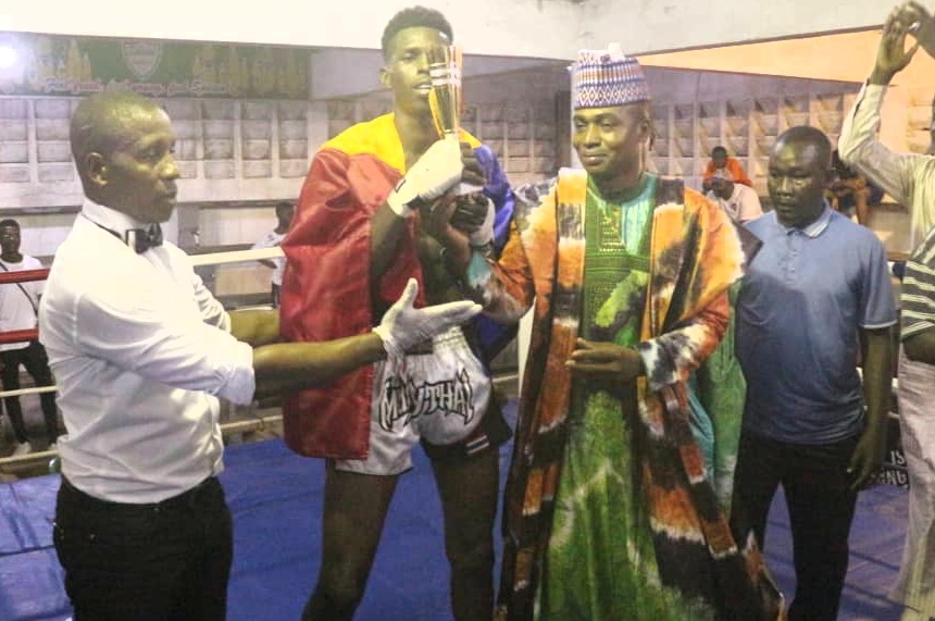 Boxe arabe :  le Tchadien Sindingue Adam sacré meilleur combattant africain à Douala