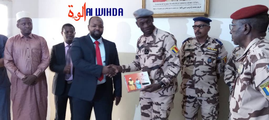 Tchad : la société Ilnet Télécom remet un don de 1000 décodeurs numériques à l'armée Tchad : la société Ilnet Télécom remet un don de 1000 décodeurs numériques à l'armée