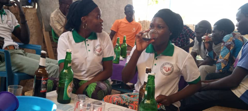 Tchad : les diplômés en science du langage fêtent leur fin de cursus à N'Djamena Tchad : les diplômés en science du langage fêtent leur fin de cursus à N'Djamena