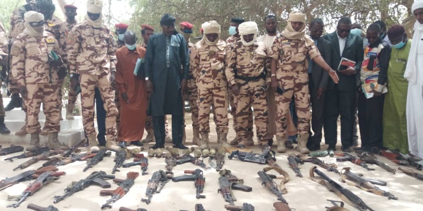 Tchad : des armes de guerre saisies au Kanem Tchad : des armes de guerre saisies au Kanem