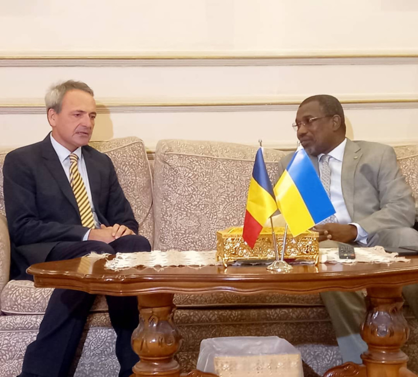 Tchad : l’ambassadeur d’Allemagne en visite de solidarité chez le consul d’Ukraine Tchad : l’ambassadeur d’Allemagne en visite de solidarité chez le consul d’Ukraine