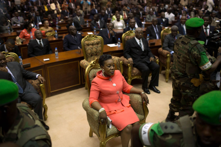 Catherine Samba-Panza lors de son investiture, à Bangui - 23/01/2014 REUTERS/ Siegfried Modola
