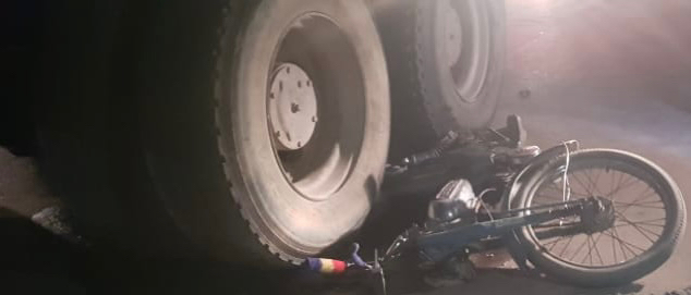 N’Djamena : fauché par un camion, un motocycliste échappe de peu à la mort