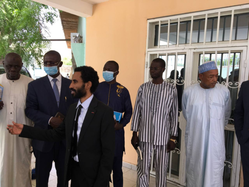 Tchad : le ministre Mahmoud Ali Seïd a reçu les collectifs des diplômés sans emploi Tchad : le ministre Mahmoud Ali Seïd a reçu les collectifs des diplômés sans emploi