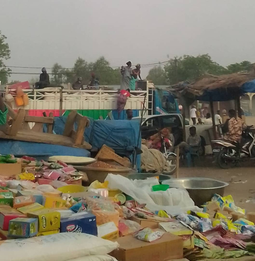 Tchad : des bus de voyage à l'arrêt en réaction à la rareté du carburant Tchad : des bus de voyage à l'arrêt en réaction à la rareté du carburant