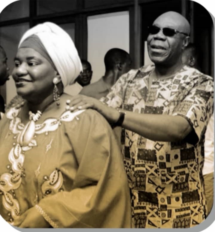 Le père et sa fille, avant le spectacle pour les festivals Balafon.