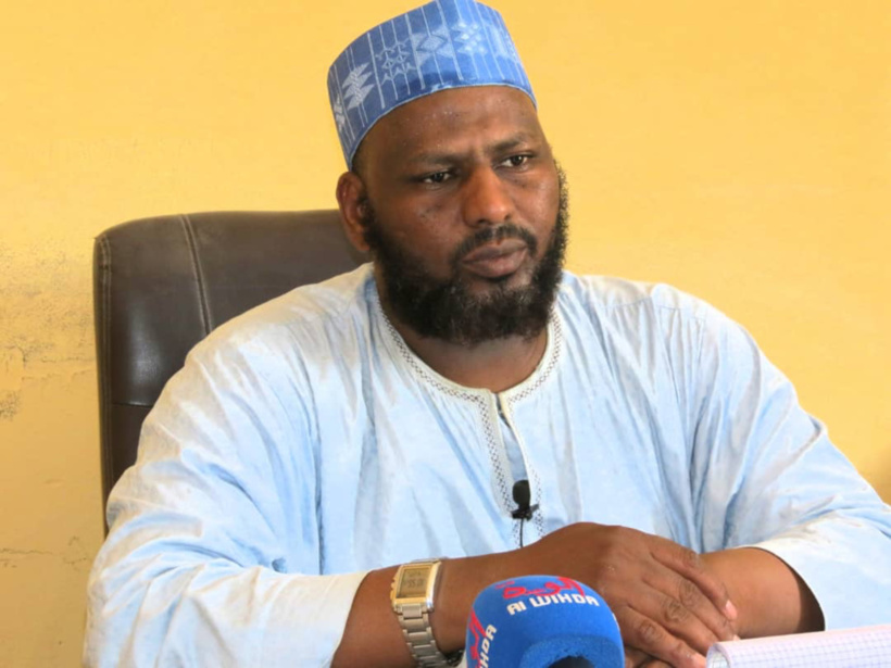 رئيس المكتب الإقليمي للاتحاد العام لمؤسسات دعم اللغة العربية فرع كانم يحث الإدارة المحلية على تطبيق الثنائية اللغوية رئيس المكتب الإقليمي للاتحاد العام لمؤسسات دعم اللغة العربية فرع كانم يحث الإدارة المحلية على تطبيق الثنائية اللغوية