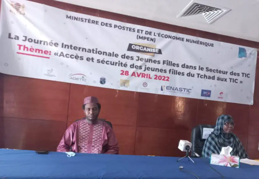 Tchad : la journée internationale des jeunes filles du secteur des TIC célébrée à Abéché