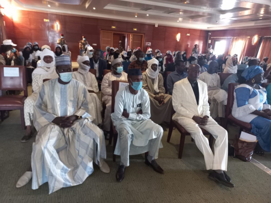 Tchad : la journée internationale des jeunes filles du secteur des TIC célébrée à Abéché Tchad : la journée internationale des jeunes filles du secteur des TIC célébrée à Abéché