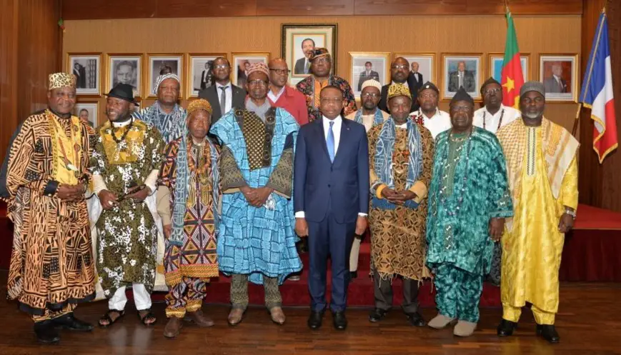 Cameroun : l’ambassadeur en France sensibilise ses compatriotes sur le vivre ensemble
