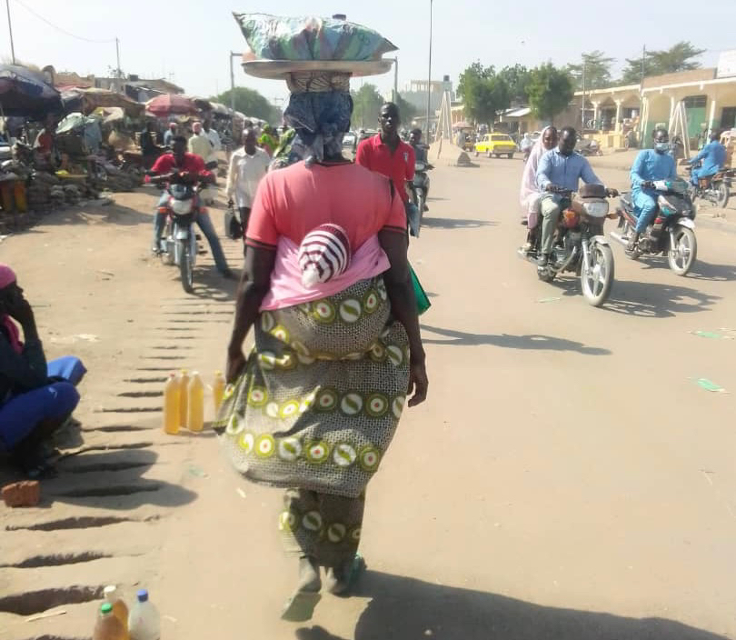 Fête des mères : la femme, figure de la souffrance à N'djamena Fête des mères : la femme, figure de la souffrance à N'djamena