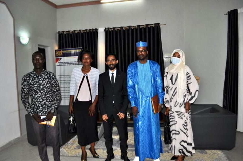 Tchad : l'ONG ADEHUS échange avec le ministre de la jeunesse en vue du dialogue national Tchad : l'ONG ADEHUS échange avec le ministre de la jeunesse en vue du dialogue national