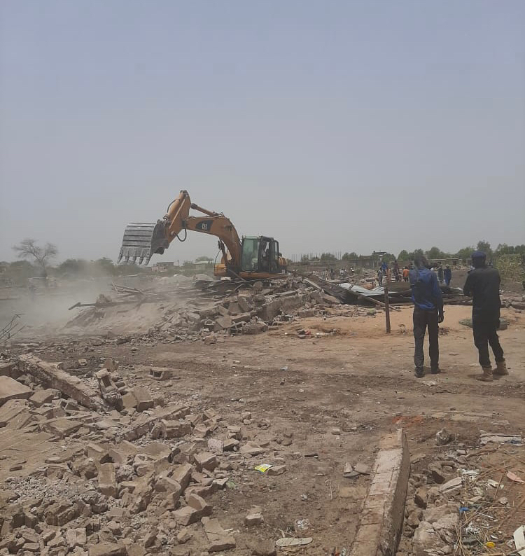 Tchad : des habitations démolies d'une réserve de l'État à N'Djamena Tchad : des habitations démolies d'une réserve de l'État à N'Djamena
