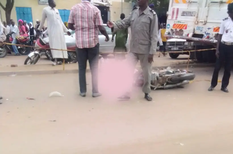 N’Djamena : un gros-porteur écrase un motocycliste à l’avenue Charles De Gaulle
