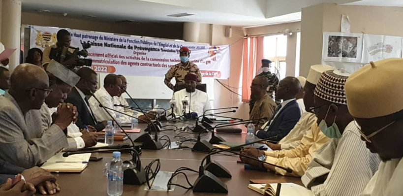 Tchad : les agents contractuels bientôt recensés et immatriculés à la CNPS. © Malick Mahamat/Alwihda Info Tchad : les agents contractuels bientôt recensés et immatriculés à la CNPS. © Malick Mahamat/Alwihda Info