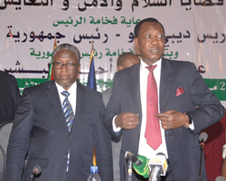 Le Président soudanais au Tchad pour des pourparlers avec ses opposants Le Président soudanais au Tchad pour des pourparlers avec ses opposants