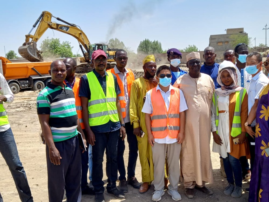 Tchad : le maire du 7ème arrondissement dans les chantiers de la commune