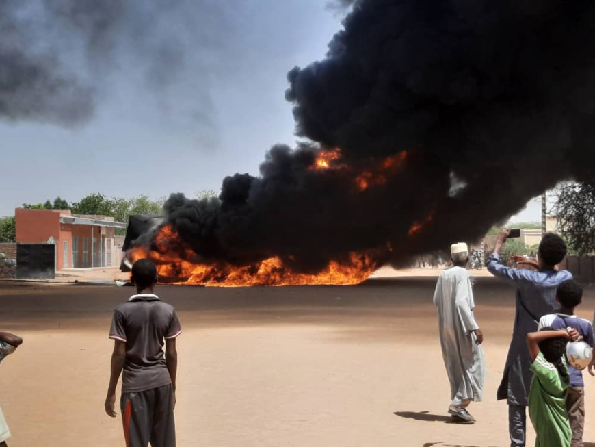 Tchad : deux citernes de carburant consumées par un incendie à Ati Tchad : deux citernes de carburant consumées par un incendie à Ati
