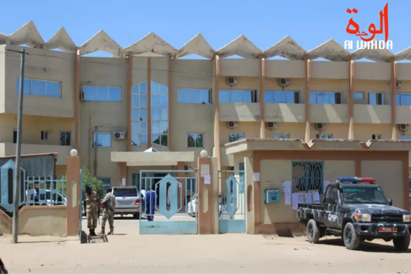 Tchad : des gendarmes maîtrisent un individu armé qui a tenté d’entrer au parquet 