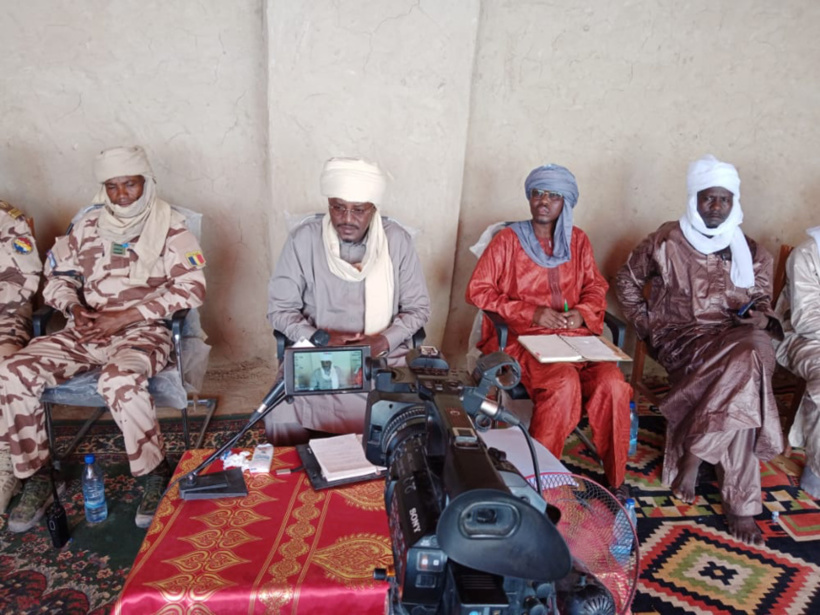 Tchad : le gouverneur du Kanem au contact de la population à Nokou Tchad : le gouverneur du Kanem au contact de la population à Nokou