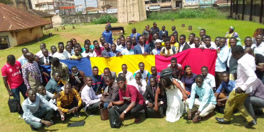 Tchad : les étudiants tchadiens de Yaoundé échangent avec deux écrivains tchadiens Tchad : les étudiants tchadiens de Yaoundé échangent avec deux écrivains tchadiens