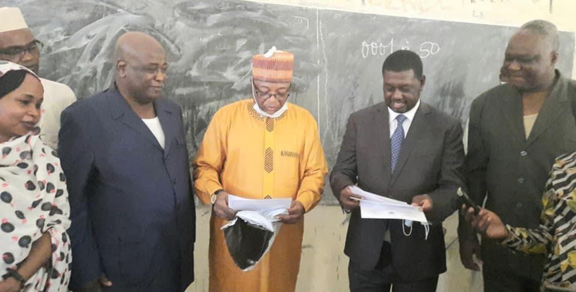 Tchad : 105.688 candidats composent le BEF dans tout le pays Tchad : 105.688 candidats composent le BEF dans tout le pays