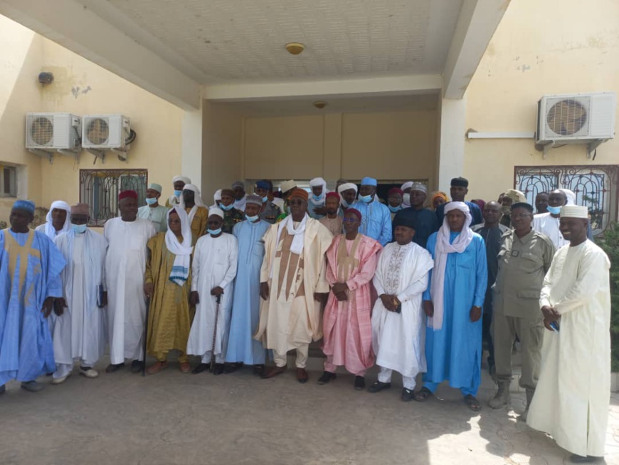 Tchad : rencontre entre les médiateurs agropastoraux du Tchad et du Niger à Bol Tchad : rencontre entre les médiateurs agropastoraux du Tchad et du Niger à Bol