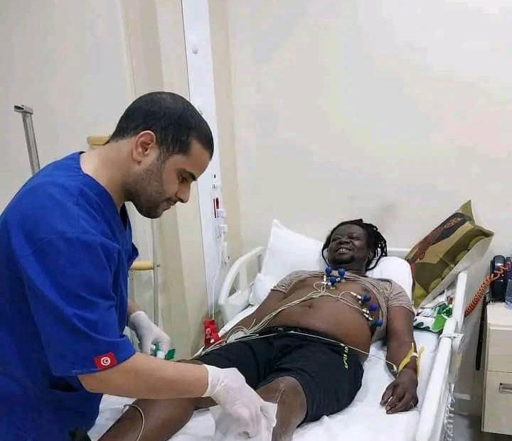 Tchad : l’artiste musicien Sultan Guy évacué pour des soins appropriés Tchad : l’artiste musicien Sultan Guy évacué pour des soins appropriés
