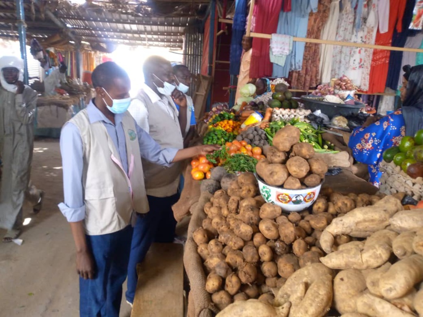 Tchad : les commerçants d'Ati s'approprient les bonnes pratiques d'hygiène alimentaire Tchad : les commerçants d'Ati s'approprient les bonnes pratiques d'hygiène alimentaire