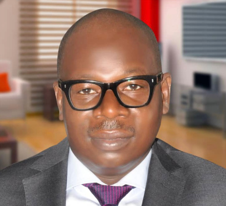 Tchad : l'éminent Dr. Ousmane Houzibé dévoile un ouvrage sur le constitutionnalisme Tchad : l'éminent Dr. Ousmane Houzibé dévoile un ouvrage sur le constitutionnalisme