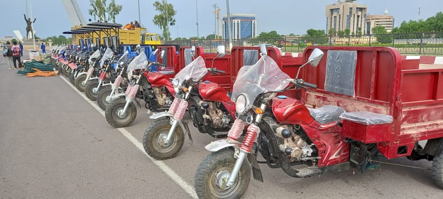 N'Djamena : la mairie réceptionne un don de matériaux pour la collecte des déchets N'Djamena : la mairie réceptionne un don de matériaux pour la collecte des déchets