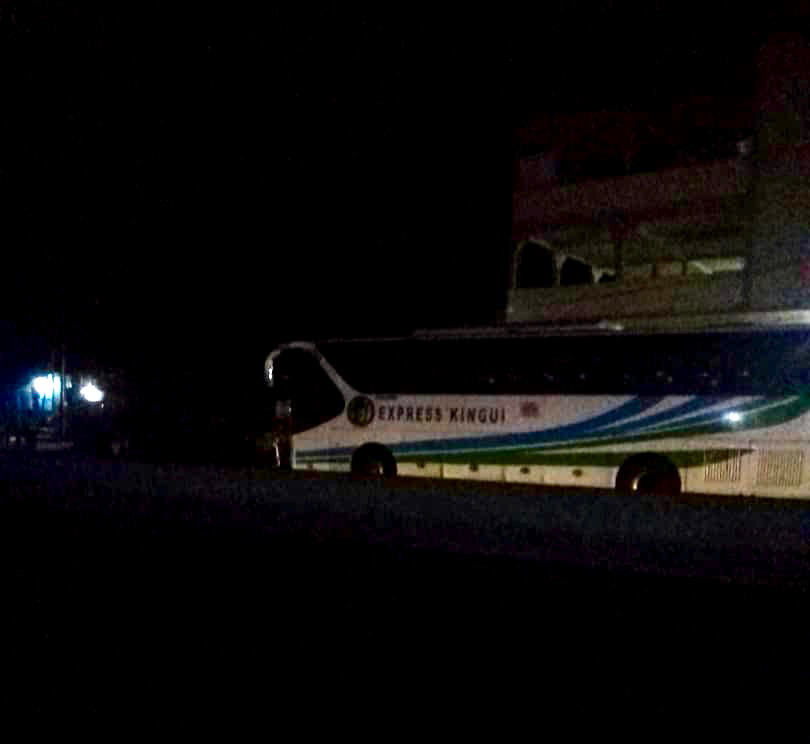 Tchad : un conducteur de bus écrase accidentellement le pied d'un passant à Dembé Tchad : un conducteur de bus écrase accidentellement le pied d'un passant à Dembé