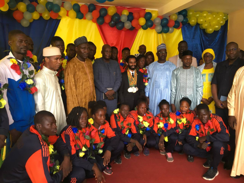 Tchad : 33 médailles d'athlétisme remises au ministre des Sports Tchad : 33 médailles d'athlétisme remises au ministre des Sports