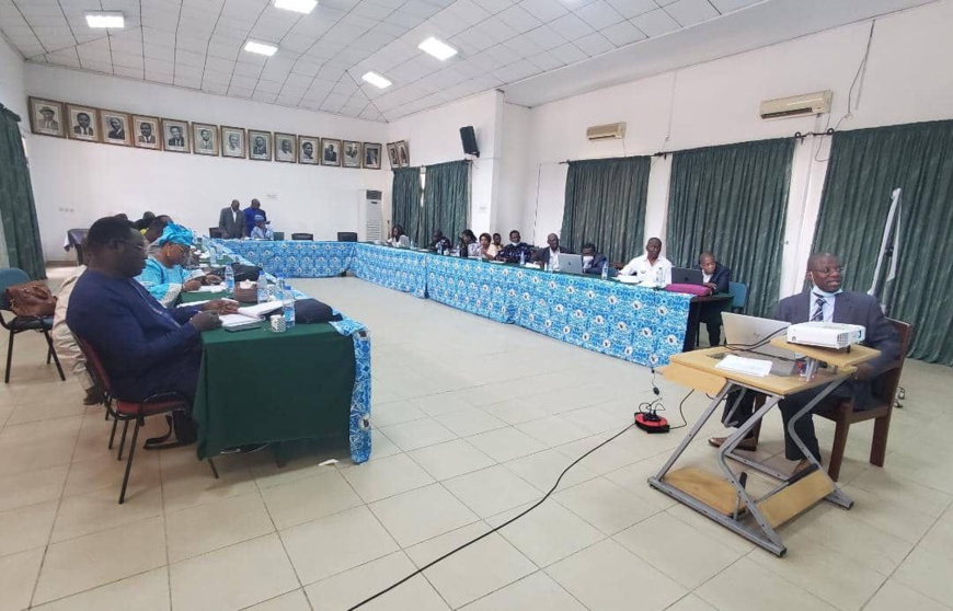 Cameroun : programme de renforcement des institutions de contrôle des finances publiques Cameroun : programme de renforcement des institutions de contrôle des finances publiques