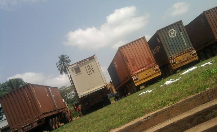 Des containers stationnés au Cameroun. Crédit photo: Sources Des containers stationnés au Cameroun. Crédit photo: Sources