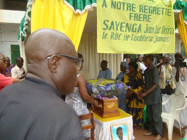 Centrafrique : Obsèques du journaliste Désiré Sayenga, assassiné à Bangui Centrafrique : Obsèques du journaliste Désiré Sayenga, assassiné à Bangui