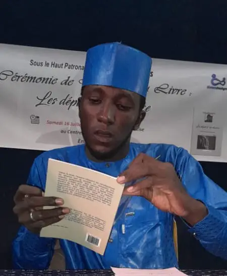 Tchad : Ahmat Adoum Moussa présente son livre "les dépits d'un divorce"